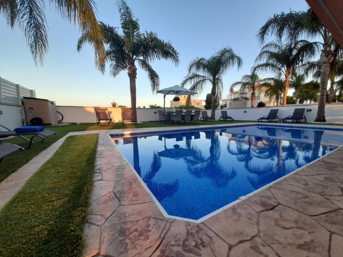 Valerian Palm Villas - Napa'S Secret Escape Ayia Napa Ngoại thất bức ảnh