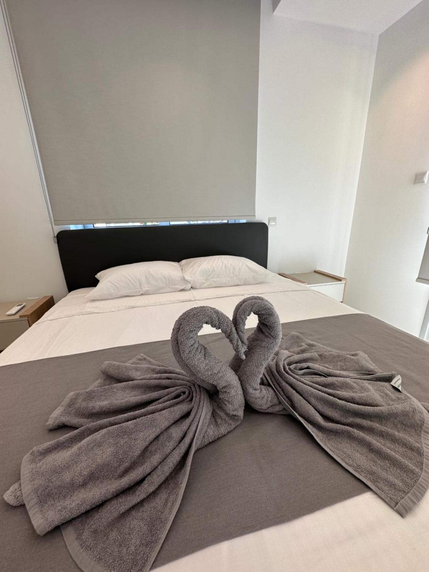 Valerian Palm Villas - Napa'S Secret Escape Ayia Napa Ngoại thất bức ảnh